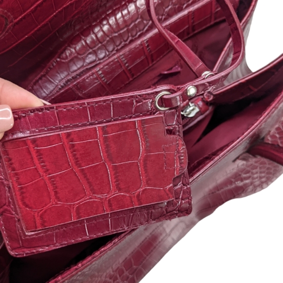 Disney Red Croc Embossed Shoulder Bag with ID Wallet ❤️ - Picture 12 of 13